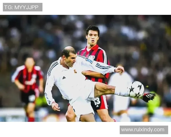 即将退役的足球明星们回顾辉煌生涯与未来展望